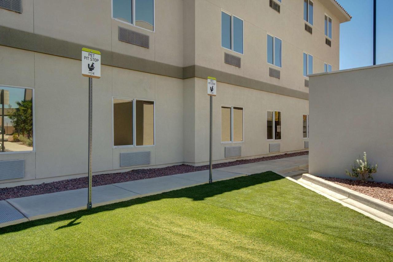 Home2 Suites By Hilton Las Vegas North Exteriér fotografie