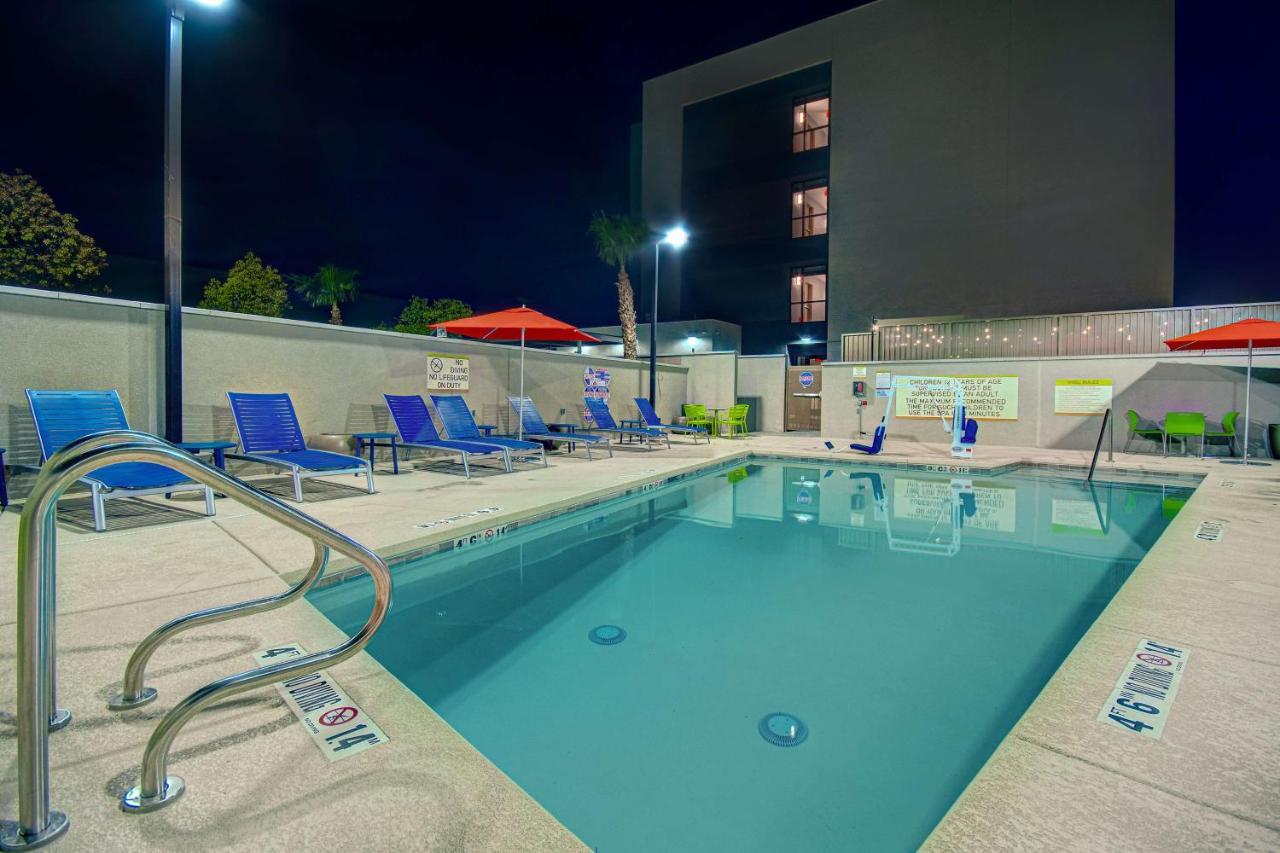 Home2 Suites By Hilton Las Vegas North Exteriér fotografie